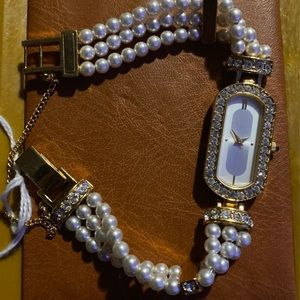Elizabeth Taylor Avon watch